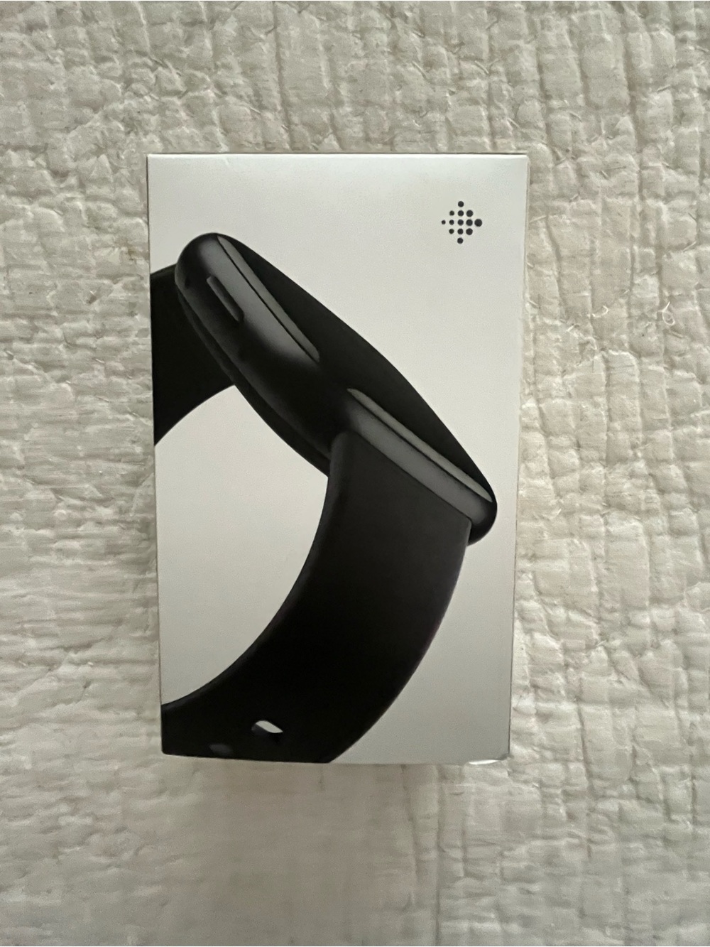 fitbit Versa 4 Smartwatch - Black - Picture 3 of 5